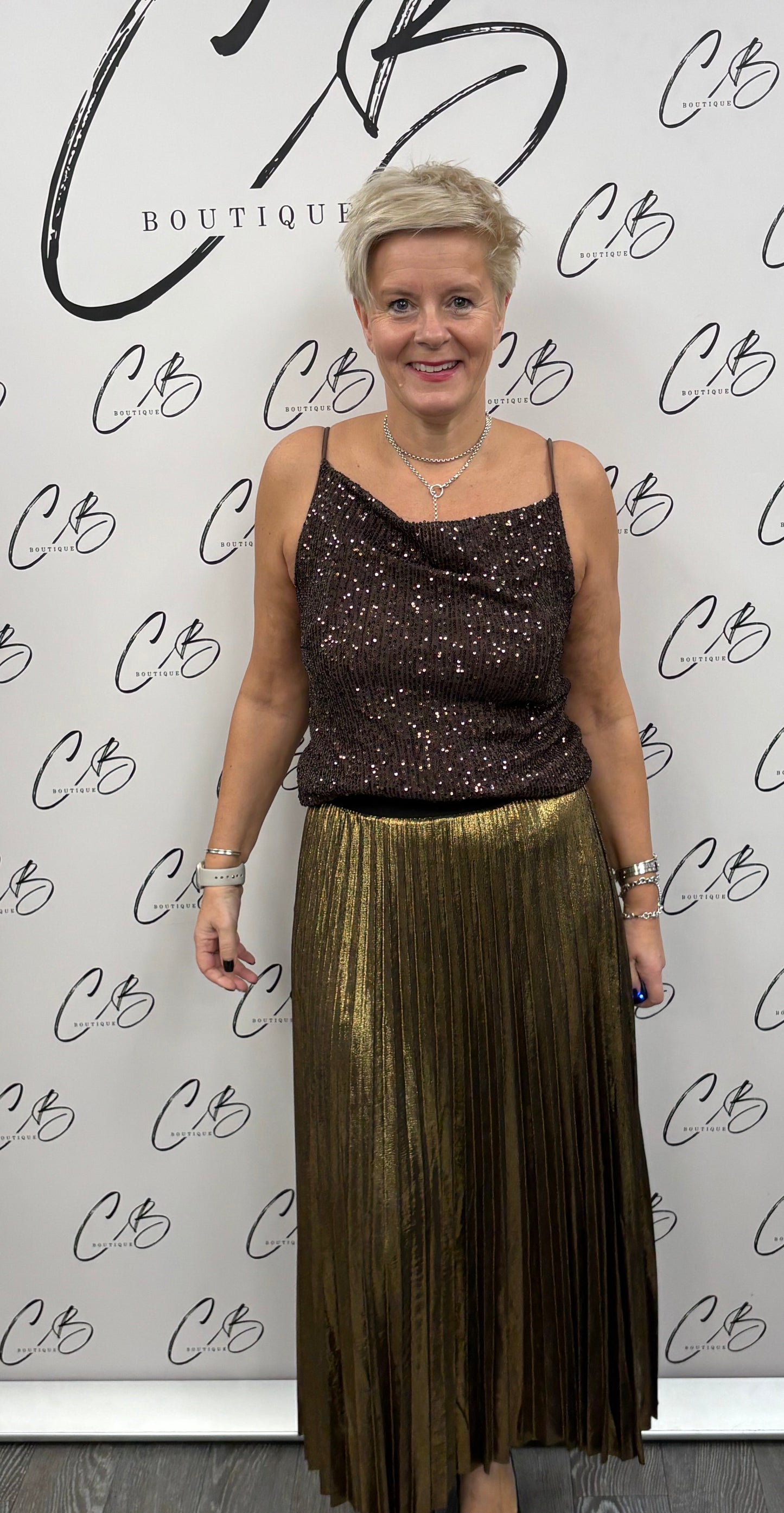 Gold Metallic pleated skirt