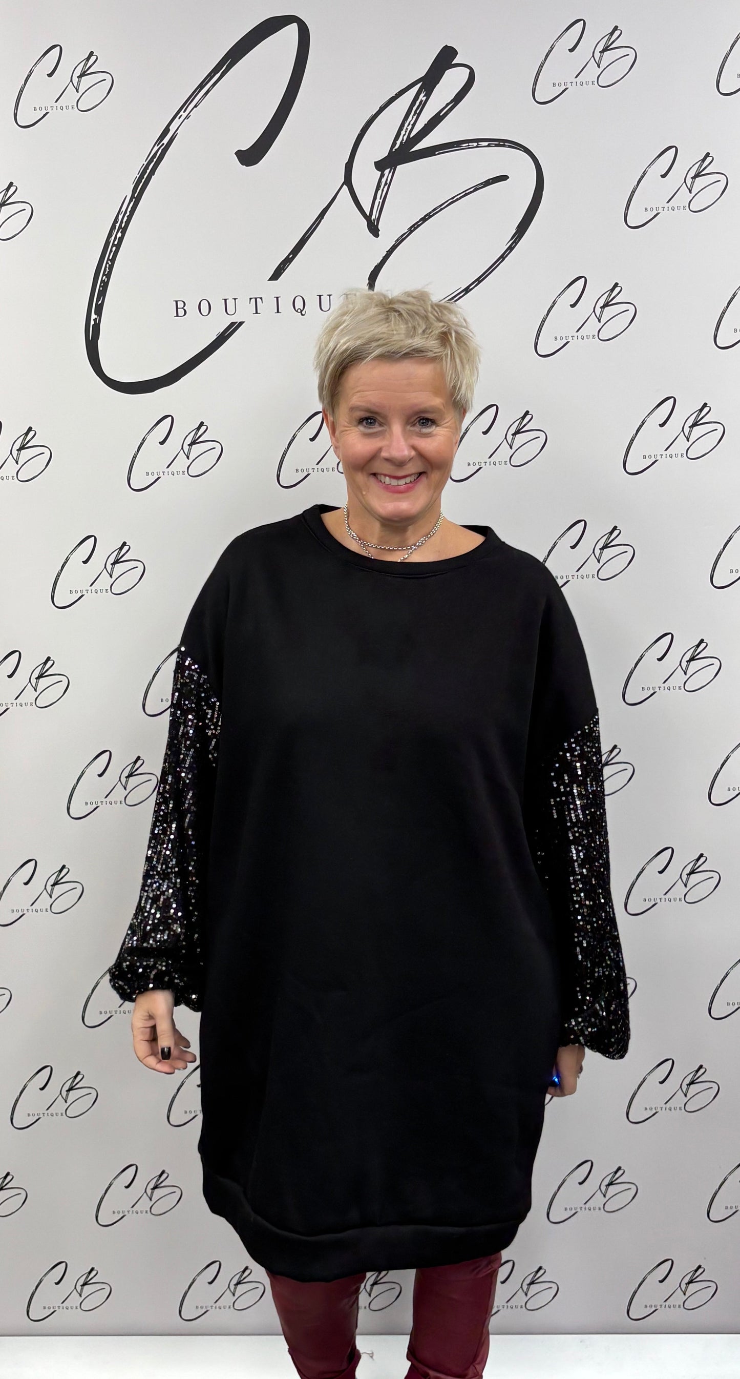 Sequin Sweatshirt - Black