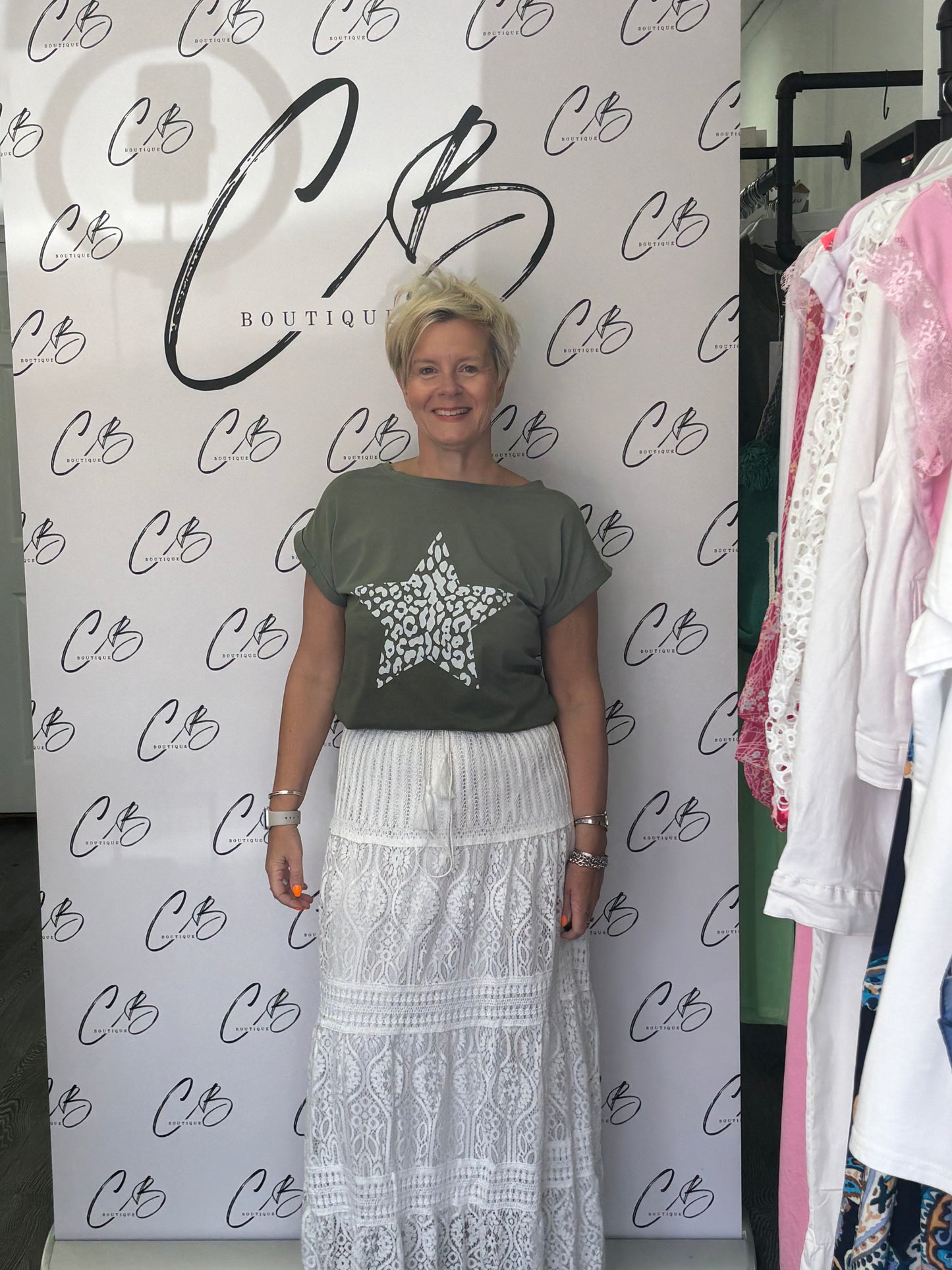 Khaki Large star t shirt