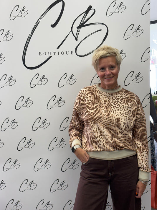 Amelia Leopard print round neck top