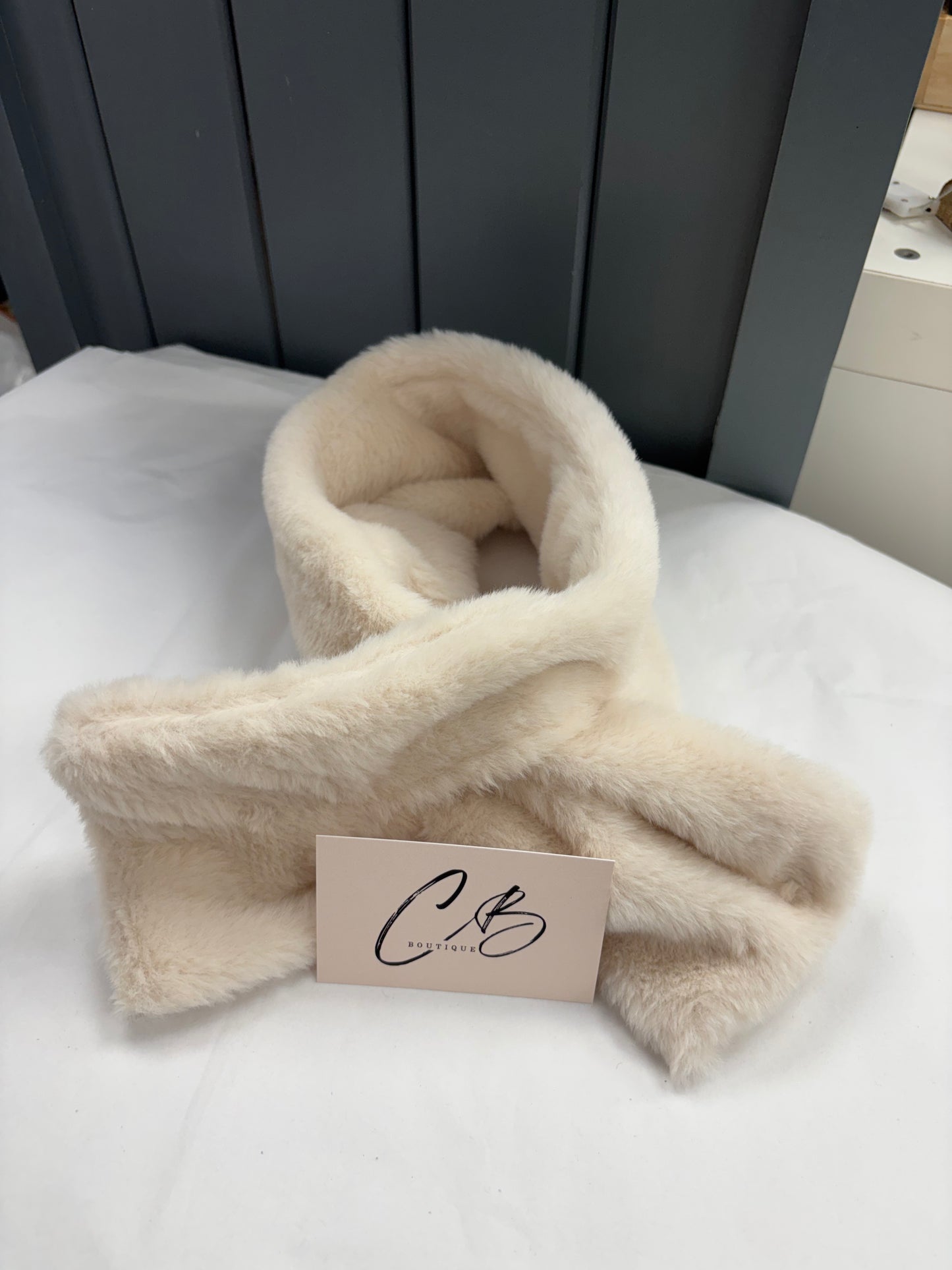 Champagne Faux Fur Scarf